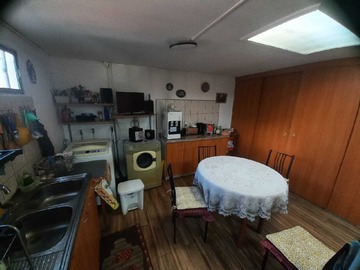 Casa en venta en Los Presidentes (74121), Macul - 3 dormitorios, 3 baños