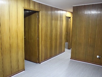 Oficina en venta en Huerfanos, Santiago - 1 baño
