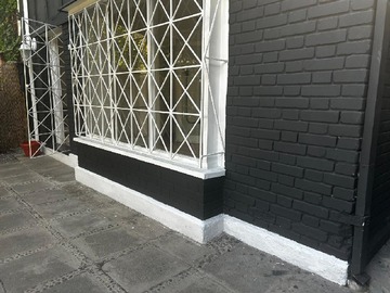 Casa en arriendo mensual en Casa Oficina Vitacura Sector Lo Castillo - 5 dormitorios, 2 baños