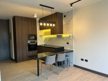 Departamento en arriendo mensual en Nueva costanera agustin del c., Vitacura - 1 dormitorio, 1 baño