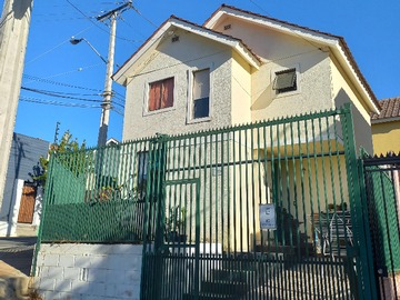 Casa en venta en Santa Teresa, Villa Alemana - 3 dormitorios, 2 baños