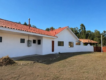 Casa en venta en Hermosa casa en venta, lugar muy tranquilo, Concón - 3 dormitorios, 3 baños