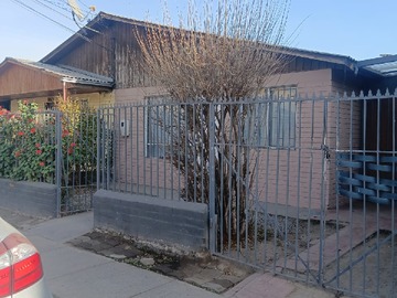 Casa en venta en Presidente Arturo Alessandri Palma 1071, Maipú, Región Metropolitana de Santiago 9250000, Chile, Maipú - 3 dormitorios, 1 baño