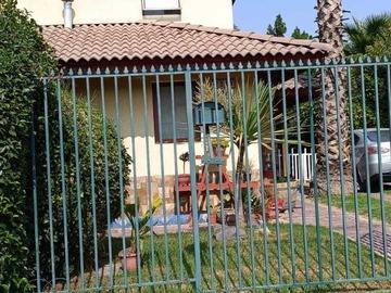 Casa en venta en Amplia Casa con Jardín en Sector Tranquilo (158354), Peñalolén - 4 dormitorios, 3 baños