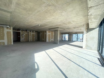 Oficina en arriendo mensual en Metro Manuel Montt // Oportunidad (163498), Providencia