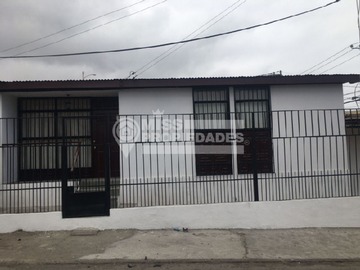 Casa en arriendo mensual en zenteno, Antofagasta - 5 dormitorios, 2 baños