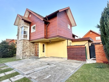Casa en venta en Los pablos, temuco, Temuco - 4 dormitorios, 4 baños