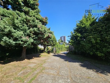 Terreno en venta en A pasos del centro, Puerto Montt - 5 dormitorios, 3 baños