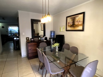 Casa en venta en Las tacas, Puente Alto - 3 dormitorios, 2 baños