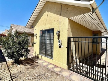 Casa en venta en portones del inca, San Felipe - 3 dormitorios, 2 baños