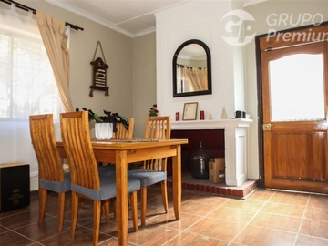 Casa en venta en Primera Transversal-Primera Avenida, San Miguel - 3 dormitorios, 2 baños