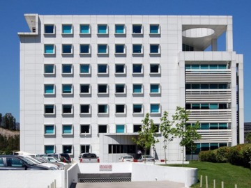 Oficina en arriendo mensual en Avenida del Parque - Del Valle - Ciudad Empresarial en Huechuraba, Huechuraba - 3 baños