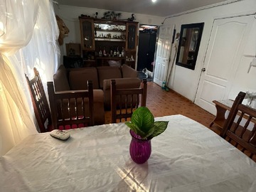 Casa en venta en Pasaje 132, Peñalolén, Región Metropolitana de Santiago 7910000, Chile, Peñalolén - 5 dormitorios, 2 baños