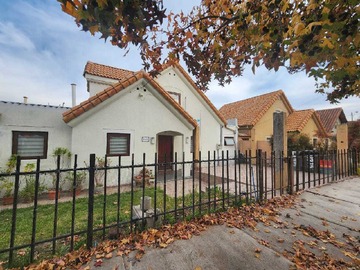 Casa en arriendo mensual en Amplia casa 3d 3b/ piscina y quincho (171713), La Florida - 3 dormitorios, 3 baños