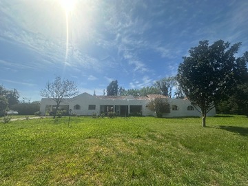 Casa en venta en San Nicolas, Talagante - 4 dormitorios, 4 baños