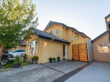 Casa en venta en Casa Grande en Venta 3D3B (171145), Lampa - 3 dormitorios, 3 baños