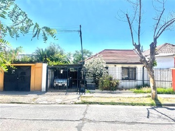 Casa en venta en Eloisa Lemus. Recoleta, Recoleta - 3 dormitorios, 1 baño
