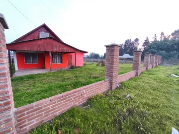 Casa en venta en A orilla de camino principal -terreno 1069 M2 (166792), Pelarco - 3 dormitorios, 1 baño