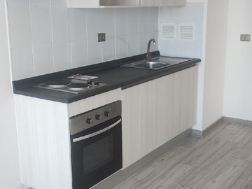 Departamento en arriendo mensual en Lia Aguirre 384, La Florida, Región Metropolitana de Santiago 8240000, Chile, La Florida - 1 dormitorio, 1 baño