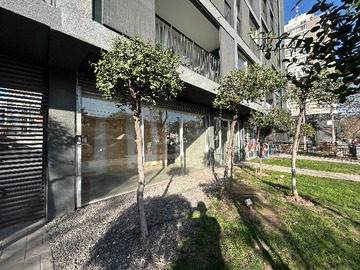 Local Comercial en arriendo mensual en Local comercial con alto flujo residencial (181126), Santiago - 1 baño