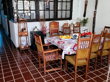 Casa en venta en Gran Casa Antigua en Adolfo Ossa, Indepenedencia - 4 dormitorios, 2 baños