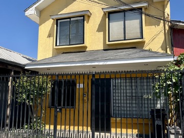 Casa en venta en Lo marcoleta//lo ovalle, Quilicura - 6 dormitorios, 2 baños