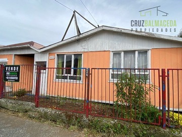 Casa en venta en Casa en Población Antonio Varas, Puerto Montt - 4 dormitorios, 1 baño