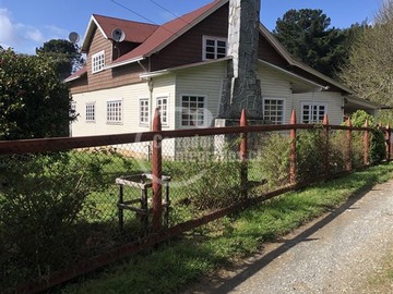 Parcela en venta en Calle Paillaco, Los Lagos - 5 dormitorios, 2 baños