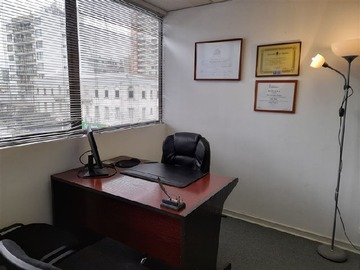 Oficina en arriendo mensual en Avenida Valparaíso con Villanelo, Viña del Mar - 1 dormitorio, 1 baño