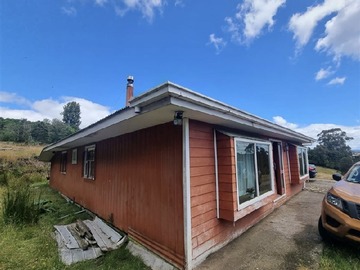 Sitio en venta en Cerca del cruce de Rilan, Castro - 3 dormitorios, 3 baños