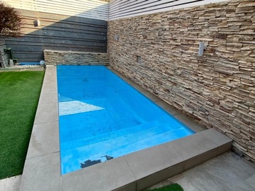 Casa en arriendo mensual en Casa 3d/2,5b con piscina y 2 estacionamientos- maipú, Maipú - 3 dormitorios, 3 baños