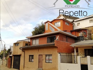 Casa en venta en Agua santa, Viña del Mar - 6 dormitorios, 3 baños