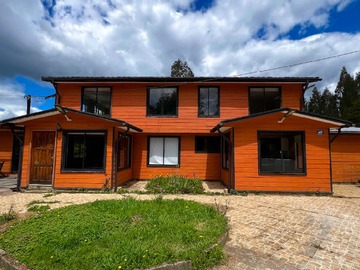 Casa en venta en Amplia Casa en Venta, Casablanca, Valdivia (158977), Valdivia - 5 dormitorios, 2 baños