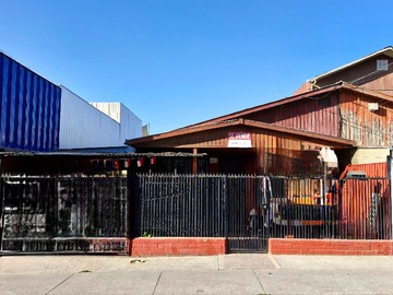 Casa en venta en En Maipú - 3 dormitorios, 2 baños