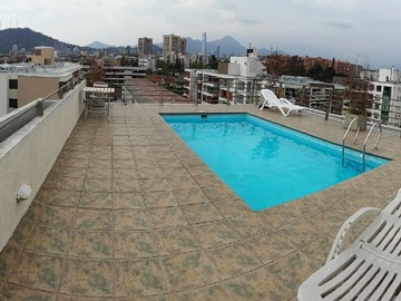Departamento en venta en Vende Dueña 2D/2B en Suite Piso7 Terraza y Vistacordillera Mmontt - 2 dormitorios, 2 baños