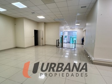 Local Comercial en arriendo mensual en Local 243m2 balmaceda centro de la serena, La Serena - 2 dormitorios, 3 baños