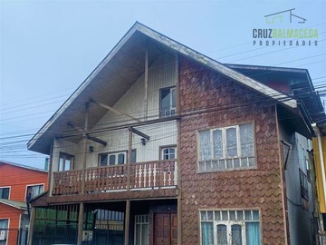 Casa en venta en Centro, Castro - 19 dormitorios, 10 baños