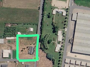 Parcela en venta en Parcela 5000mts2 Propiedad Remodelada para Negocio - 3 baños