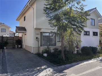 Venta / Casa / Padre Hurtado