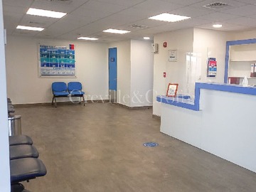 Oficina en venta en Local en stripcenter Arenas de Ovale (173248), Ovalle - 2 baños