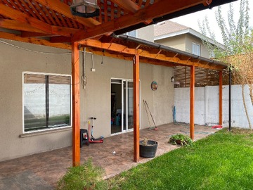 Casa en venta en Estancia Liray, Colina - 4 dormitorios, 3 baños