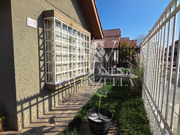 Casa en venta en Venta Amplia Casa en Valle Grande, Lampa 3D3B (169536), Lampa - 3 dormitorios, 3 baños
