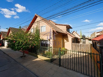 Casa en venta en Río Bueno 07, Villa Alemana, Valparaíso 2450000, Chile, Villa Alemana - 3 dormitorios, 2 baños