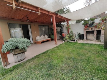 Casa en venta en Estancia liray, Colina - 3 dormitorios, 3 baños