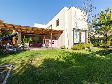 Casa en venta en Condominio el sendero, Colina - 4 dormitorios, 4 baños