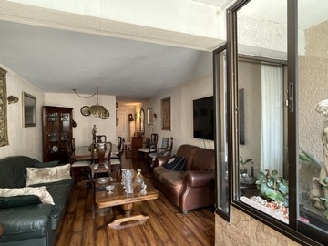 Departamento en venta en Neveria 5092, Las Condes - 4 dormitorios, 2 baños