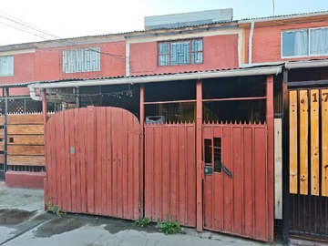 Casa en venta en Las pircas, Maipú - 4 dormitorios, 1 baño