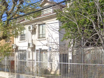 Casa en venta en Estación Hospital, Viña del Mar - 10 dormitorios, 8 baños