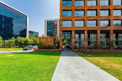 Arriendo Mensual / Oficina / Huechuraba