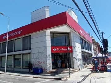 Casa en venta en Vendo ex sucursal bancaria en san antonio, San Antonio - 3 baños